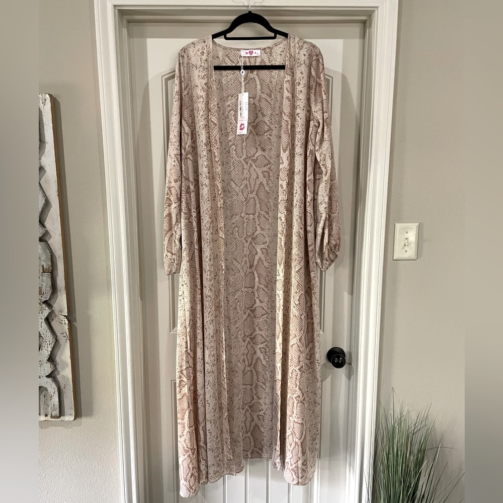 NEW with tags - Buddy Love taupe snakeprint duster (Size Small)